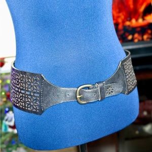 EUC Anthropologie Tarnish Black Leather & Elastic Corset Belt